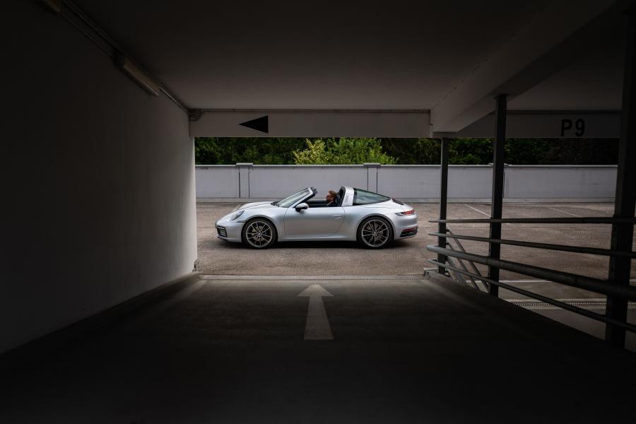  Porsche 911 Targa 4 (992) 2020 года  (WW) (фото 18 из 43)